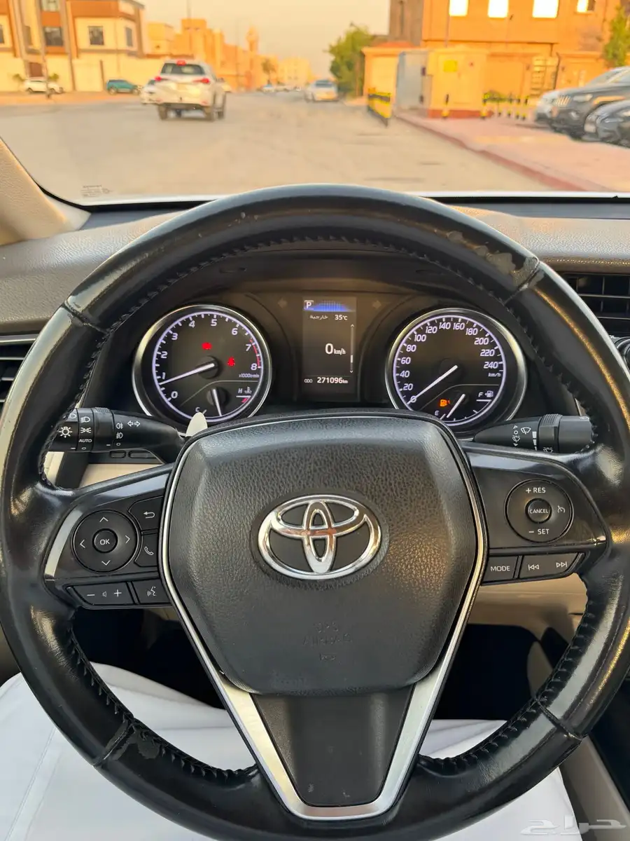 تويوتا كامري 2019 12