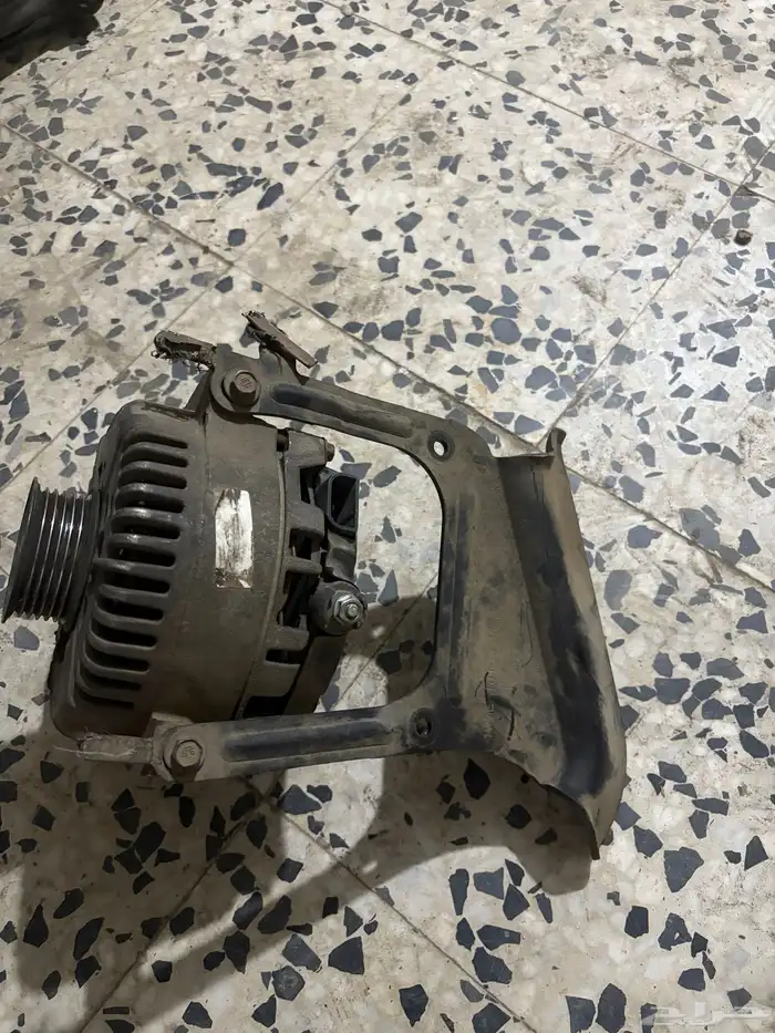 قطع غيار فورد قراند ماركيز 2003 اغلب القطع وكاله القير 3