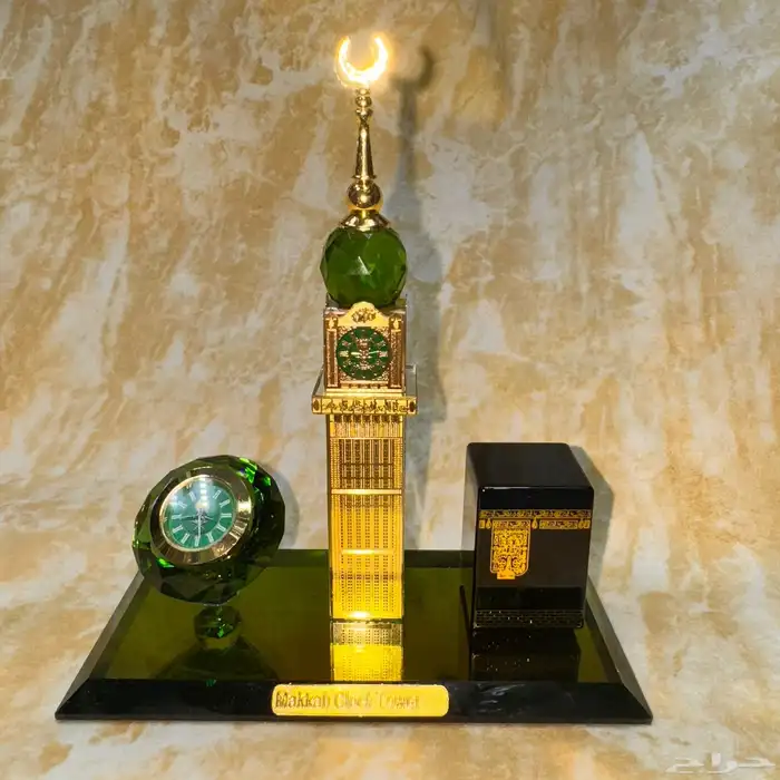 تحفة مجسم كريستال من الكعبة المشرفة وبرج الساعة 1