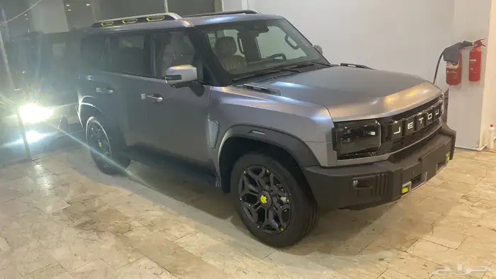 جيتور T2 باللون المطفي 2025 1