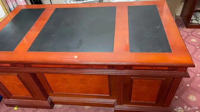 مكتب فاخر من الجريسي 3 قطع 5