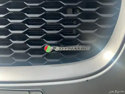 جاكوار   E-PACE R-Dynamic فل أوبش 4