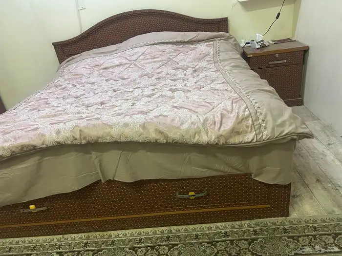 غرفه نوم للبيع 1