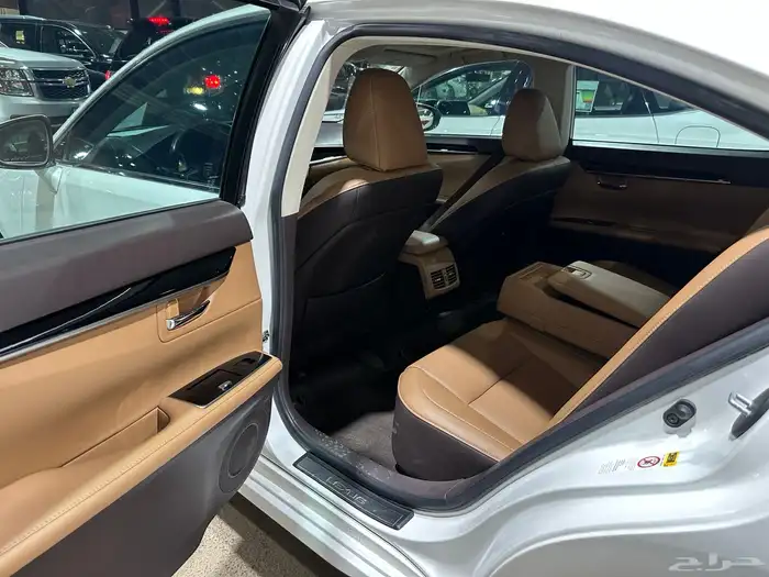 لكزس ES350 2016 10