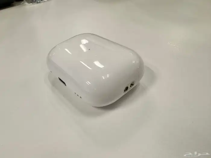 بيت ايربود برو الجيل الثاني مستعمل نظيف 0