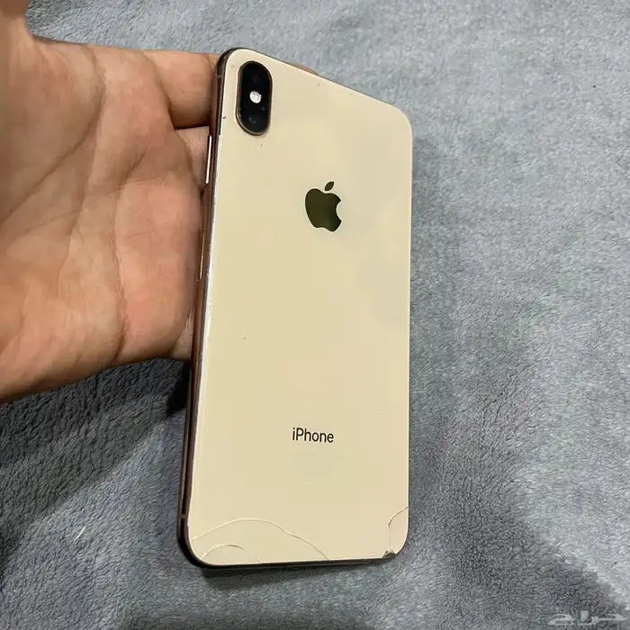 بسعر مغري ايفون 11 وايفون Xr وايفون اكس ماكس و 2