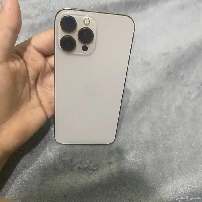 بسعر مغري ايفون 11 وايفون Xr وايفون اكس ماكس و 8