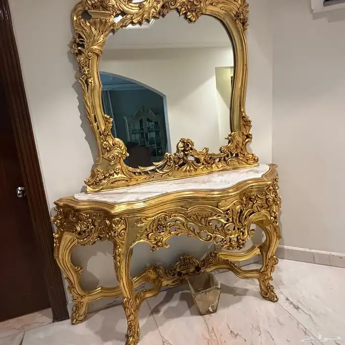 للبيع طاولة فاخرة لمداخل المنازل 0