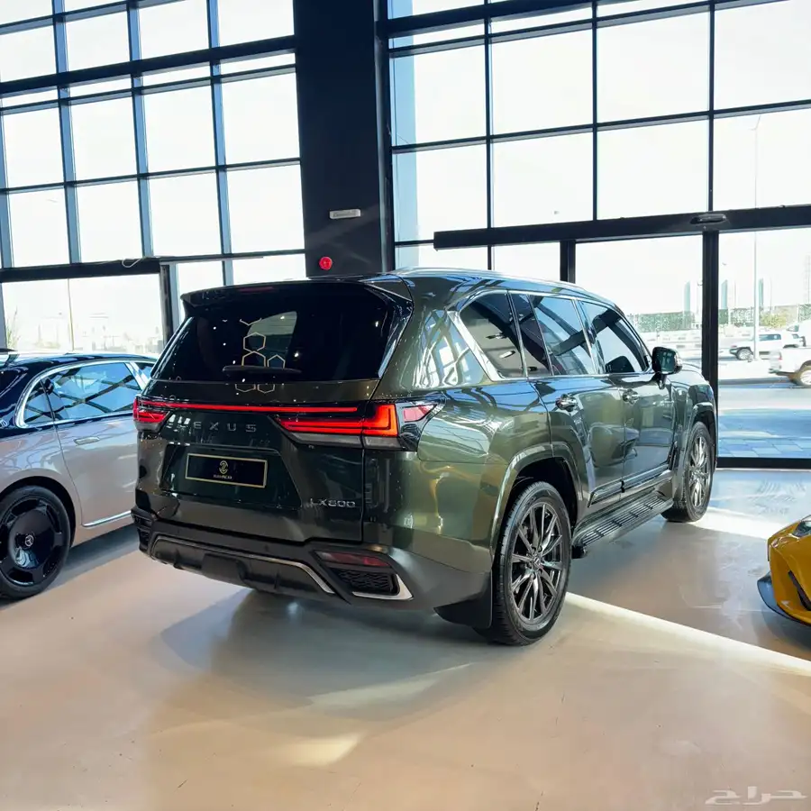 لكزس LX600 F SPORT 2023 2