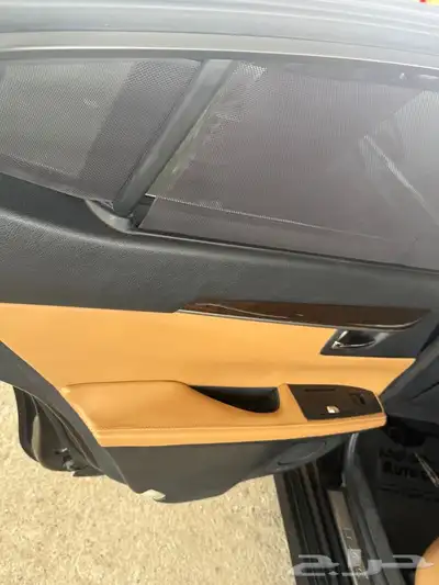 لكزس ES350 موديل 2015 4