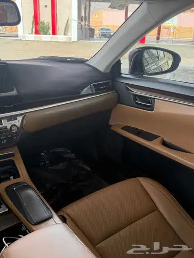 لكزس ES350 موديل 2015 7