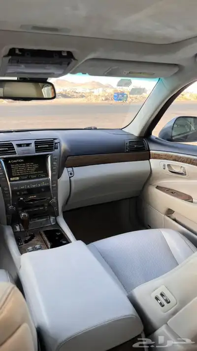 لكزس مديل 2008 LS460 لارج 10