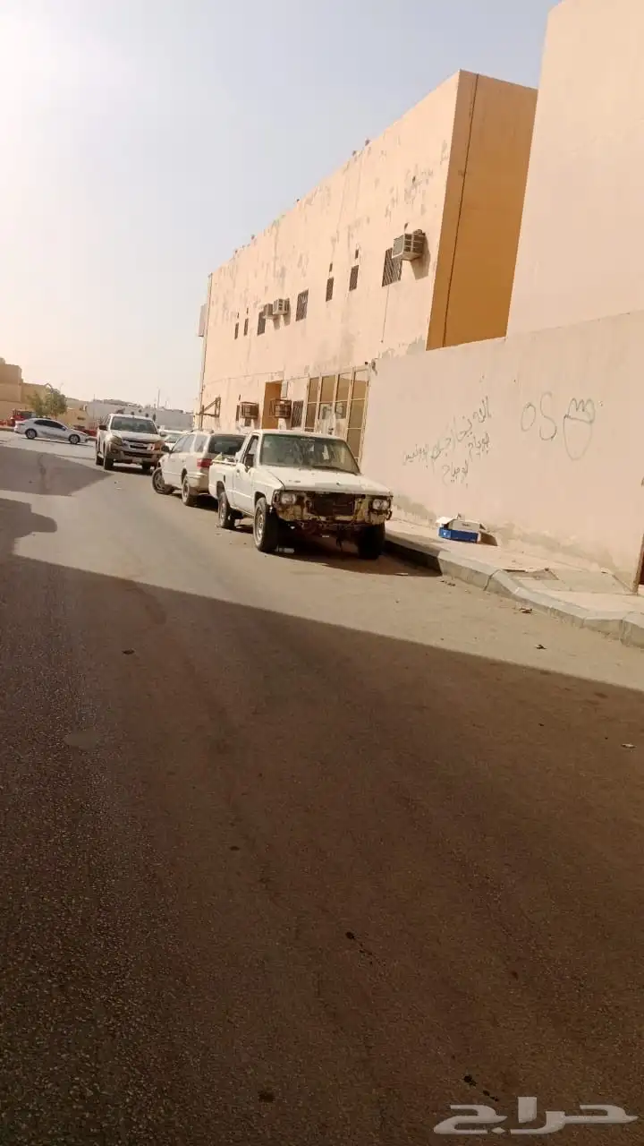 هايلكس 84 3