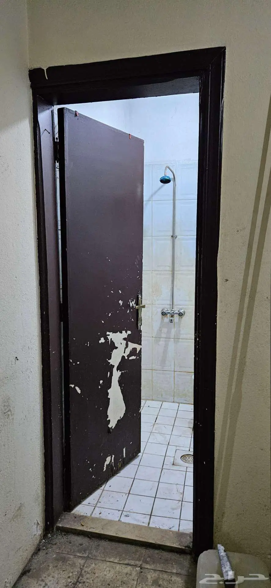 باب حمام مستعمل للبع 0