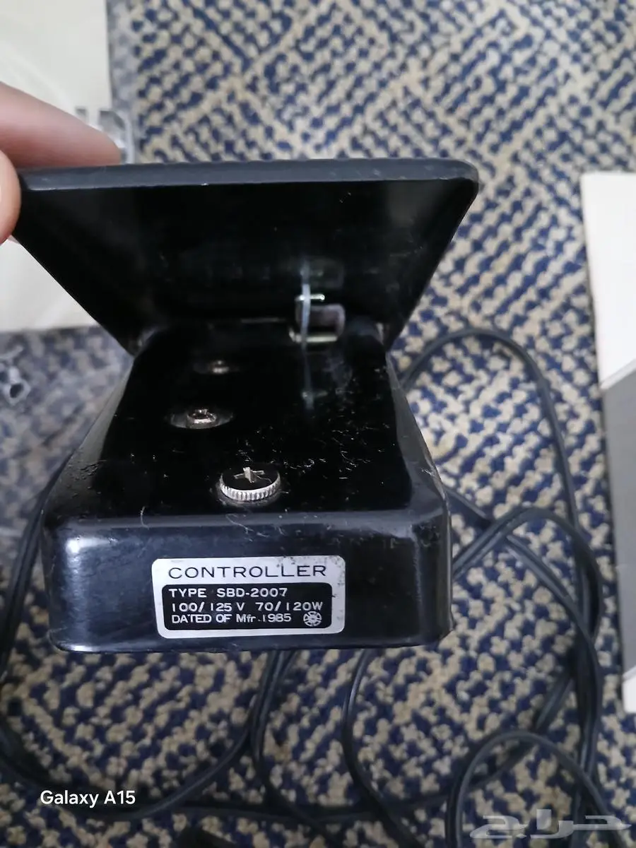 Rare Classic SINGER Sewing Machine 7