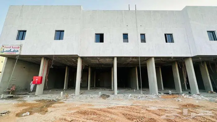 للايجار محل تجاري في حي القادسية   رقم العرض H994 3