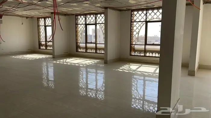 للايجار مكاتب اداريه مؤثثه وغير مؤثثه بمساحات مختلفه 1