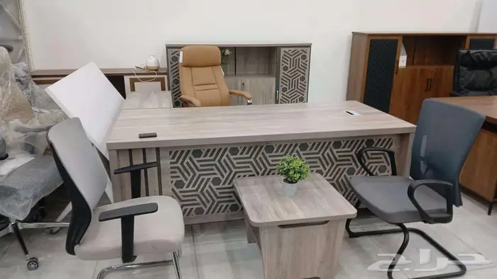 أثاث مكتب جديد مكاتب وكراسي وطاولات اجتماع وكنب 14