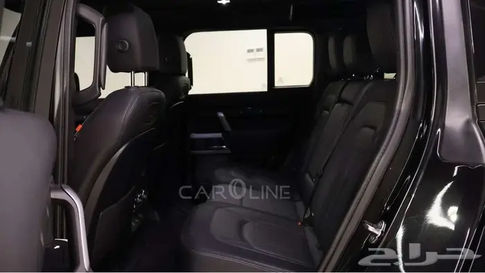Land Rover Defender 110 X-Dynamic SE 2022 10