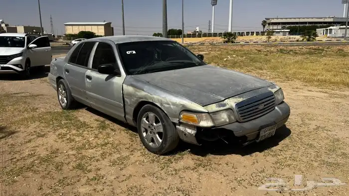 فورد فكتوريا 2003 6