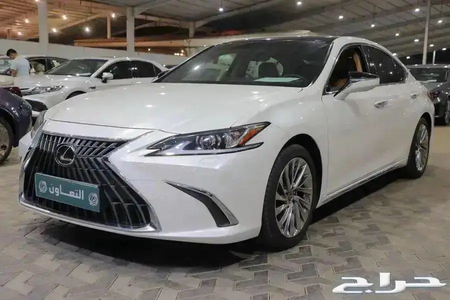 ليكزس ES 350 CC فل كامل بانوراما خليجي موديل 2023 2