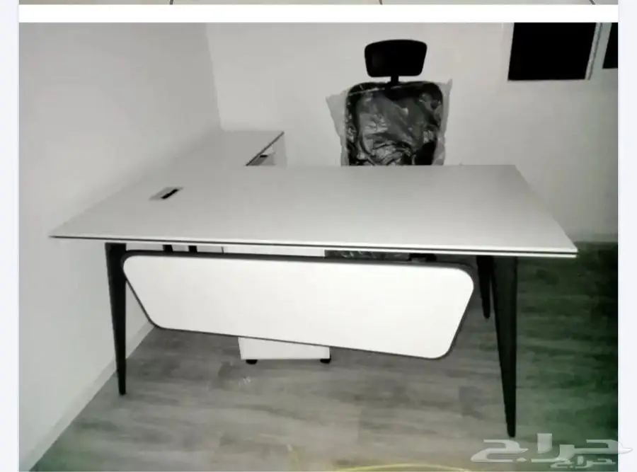 Office furniture اثاث مكتبي 3