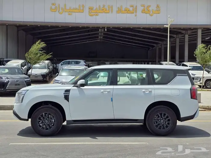 نيسان باترول 2025 XE استاندر كاش بنك ونظام دفعتين تنفس طبيعي 3