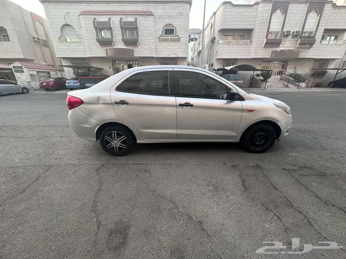 فوررد فيجو 2016 نظيفة 5
