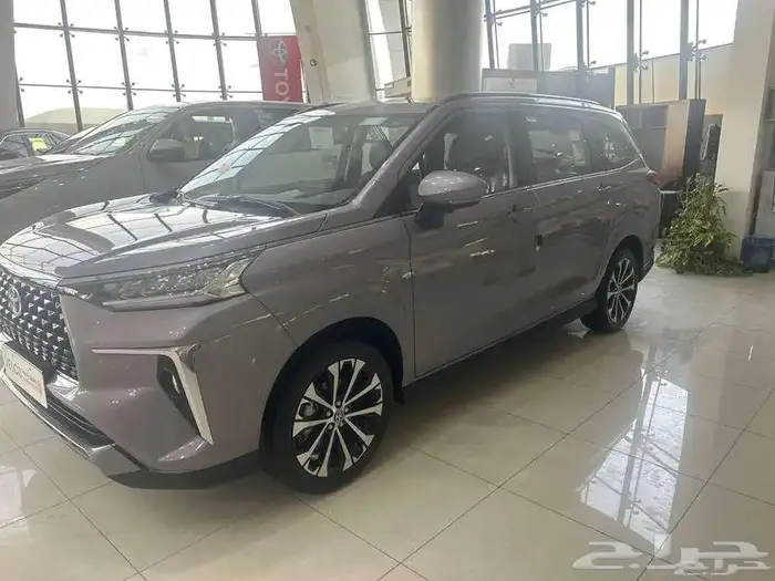 تويوتا فيلوز VELOZ 2025 فل GLX جميع الالوان كاش واقساط 1