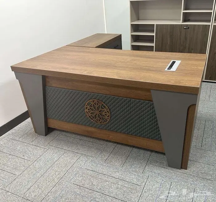 أثاث مكتب جديد مكاتب وكراسي وطاولات اجتماع وكنب 5