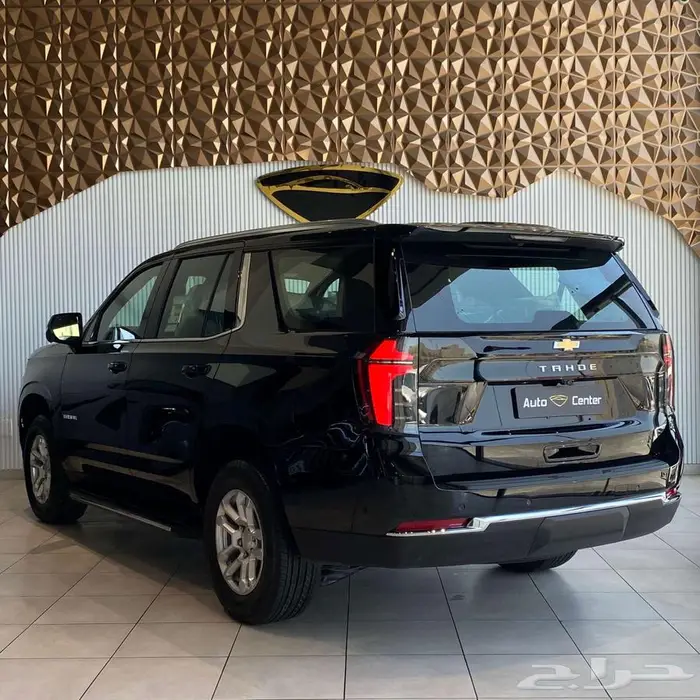 CHEVROLET TAHOE LS 2025 BLACK 4