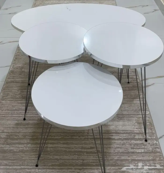 طاولات للبيع 0