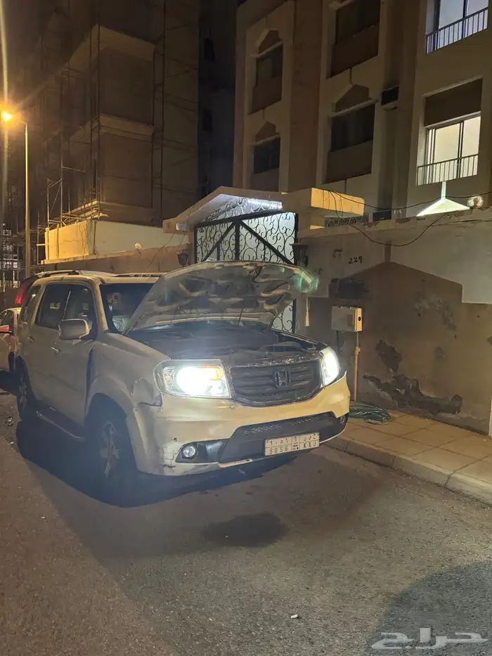 للبيع تشليح مكة نظيفة قير يحتاج توضيب الباقي سليم 057878016 4
