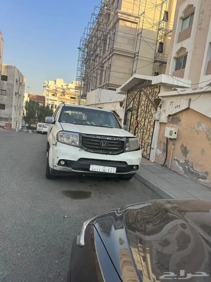 للبيع تشليح مكة نظيفة قير يحتاج توضيب الباقي سليم 057878016 0