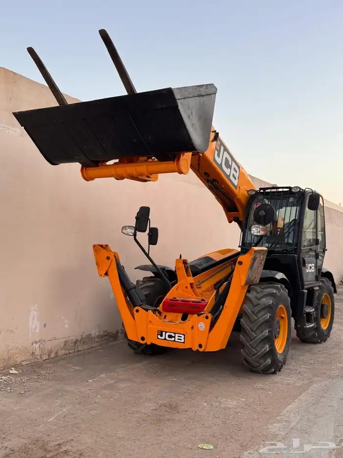 رافعة شوكية JCB جي سي بي للإيجار اليومي الشهري السنوي 1