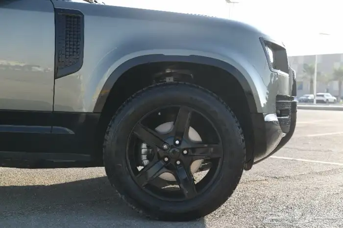 مصور فوتوغرافي محترف 35