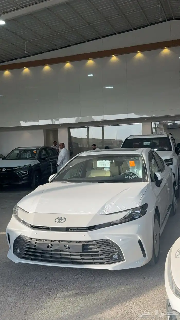 كامري 2025 سعودي LE بطاقه جمركيه ( بنزين ) 0