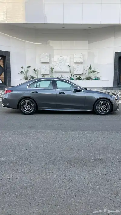 مرسيدس C200 Kit AMG 2024 اصفااار 11