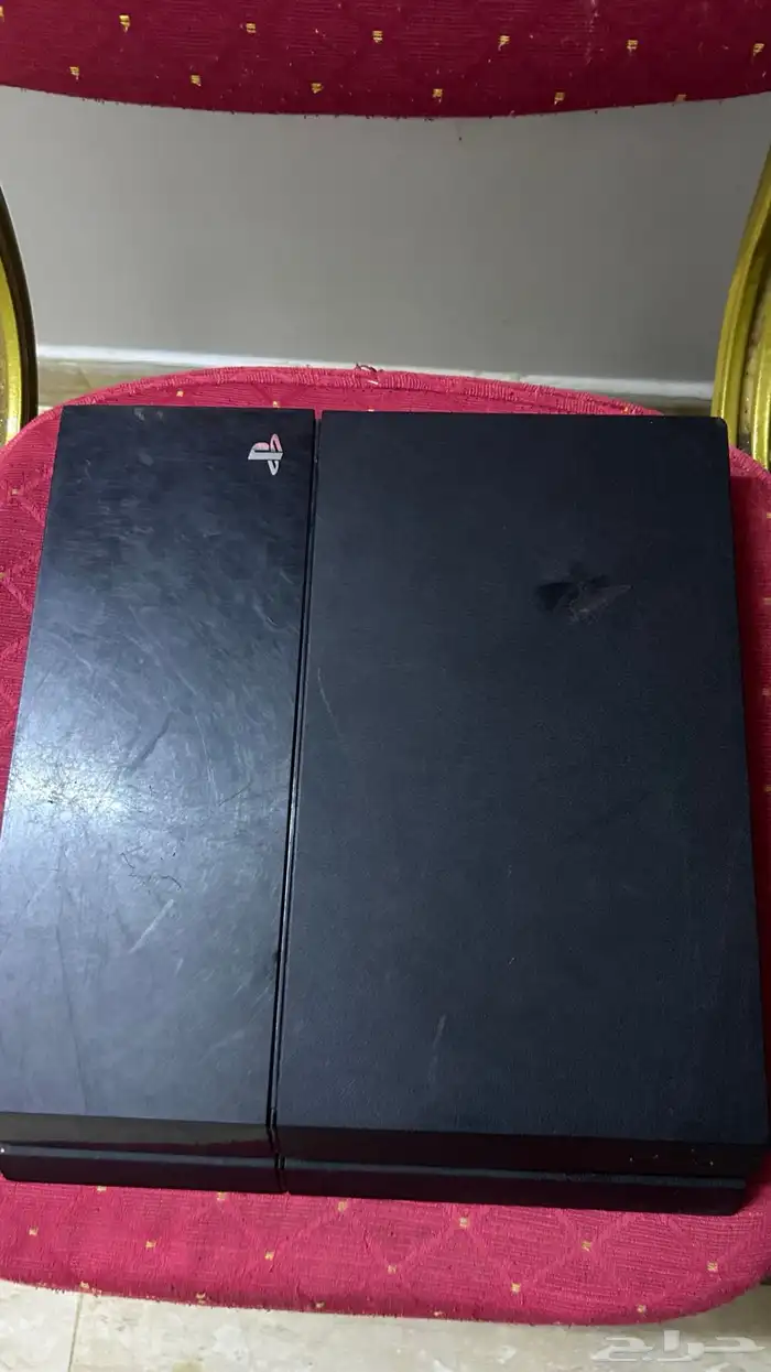 سوني 4 فات نضيف عيبه الوحيد مايشغل اشرطه تسويه ماياخذ عشره 0