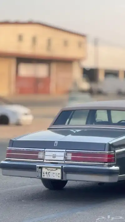 بيوك 1983 للبيع 4