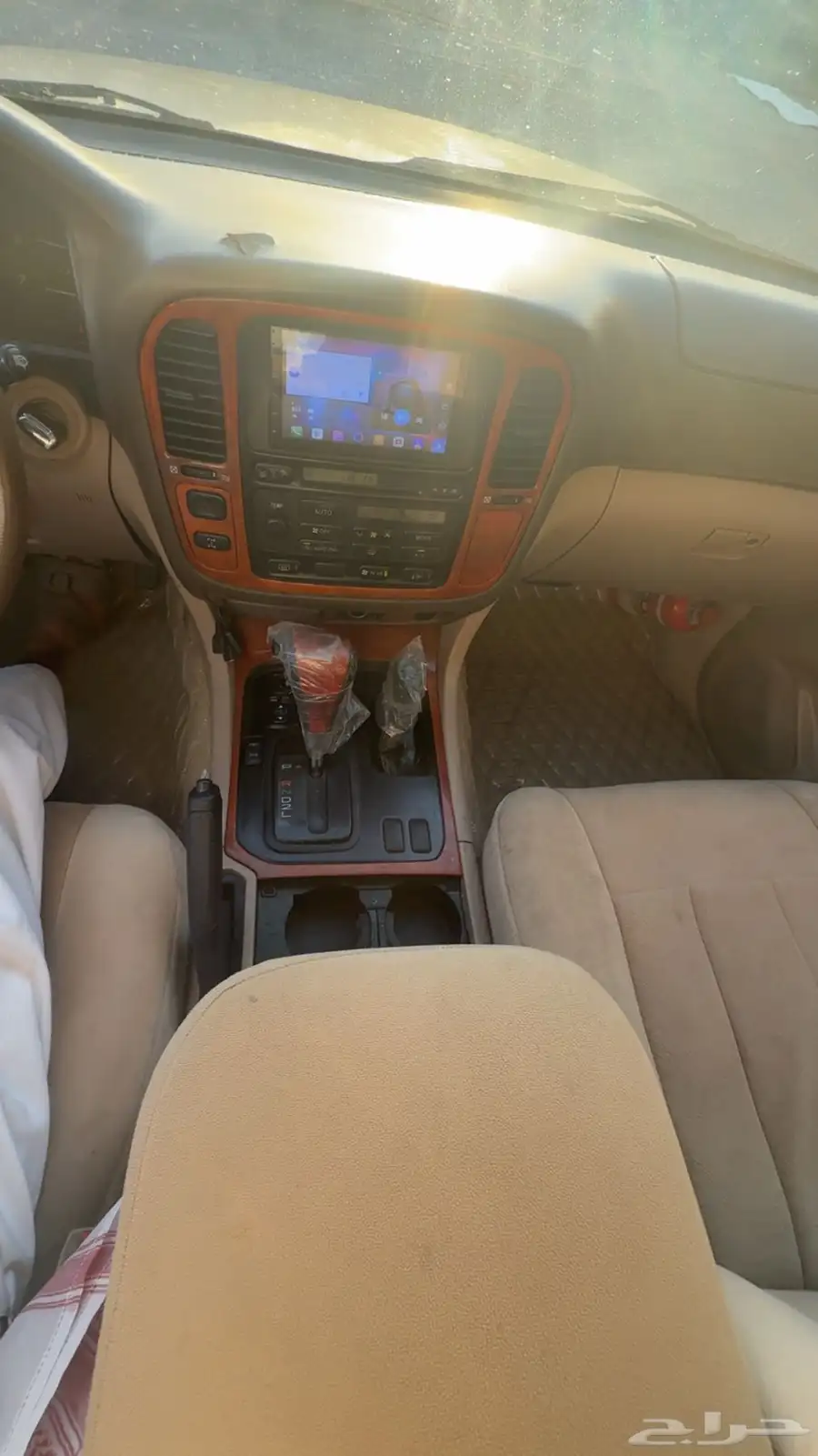 جيب لكزس LX470. V8 6