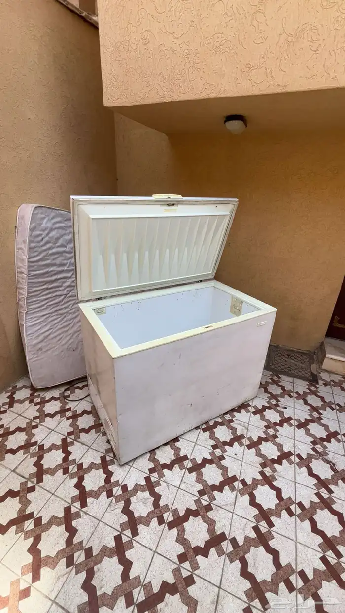 فريزن ارضي شغال نضيف شرط 0