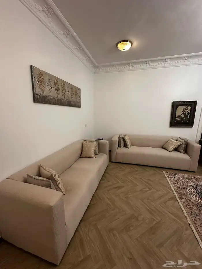 كنب مجلس ست قطع مع الطاولات وزولية كبيرة 0