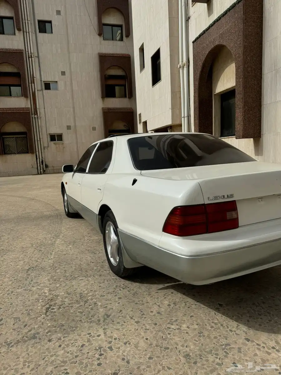 لكزس 1995 امريكي 3