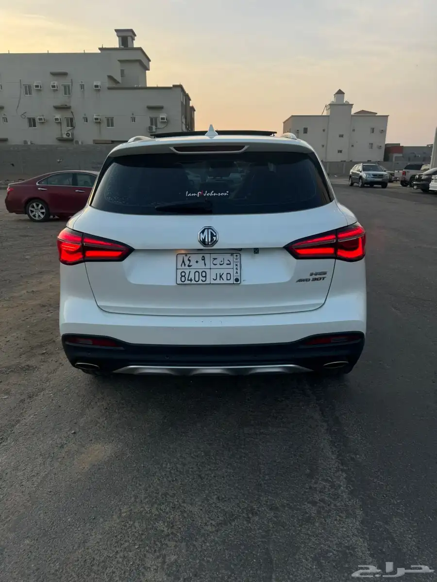 للبيع سياره MG hs 2