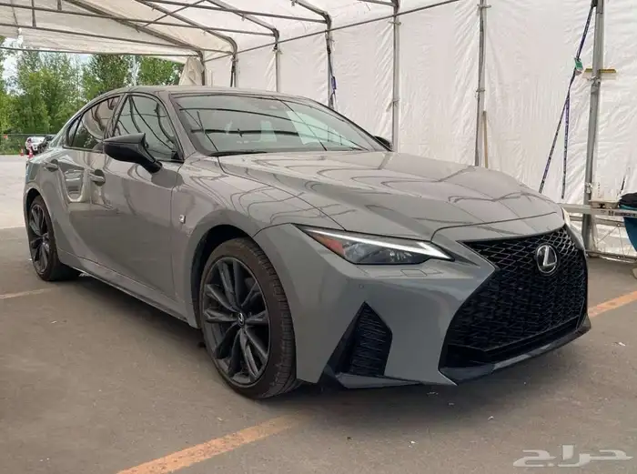 لكزس IS 350 F Sport 2 AWD - شبه جديدة - انباعت 4