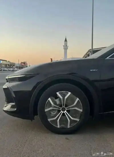 تويوتا كراون بريميوم 2025 كاش وأقساط 3