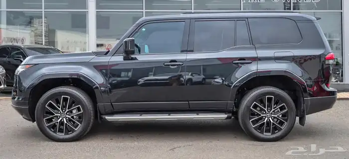 لكزس GX 550 موديل 2024 شبه جديد بسعر خيالي 2