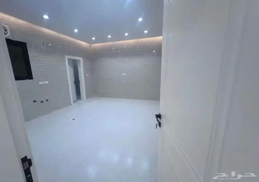 فيلاء نص ارض 2