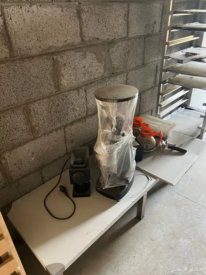 أغراض وادوات مطابخ ومطاعم للبيع 10